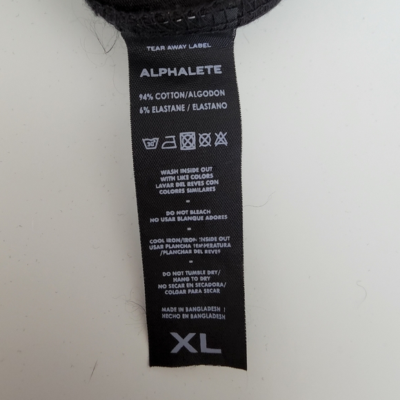 ALPHALETE- *NEVER WORN* Men's XL Core Tee Performance Fit - Picture 6 of 6